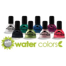 FOR SCHOOL-AGE KIDS
Safe, nontoxic, hypoallergenic, eco-friendly and 100% biodegradable nail polish makes the perfect stocking stuffer.