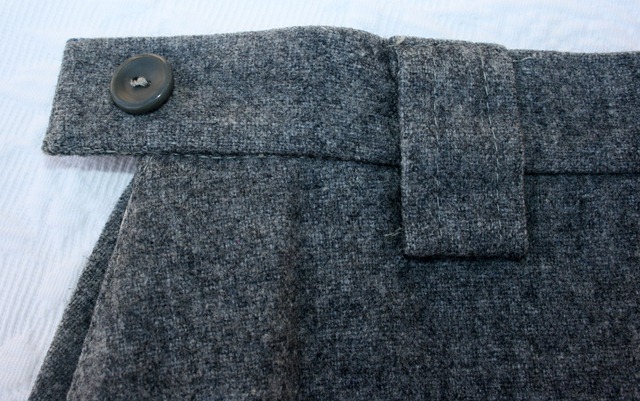 gray skirt 003