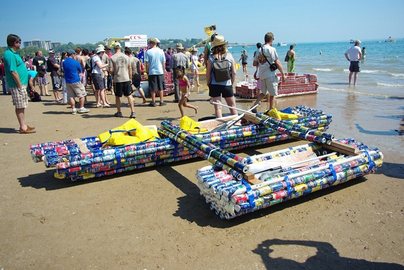 beer-can-regatta-3