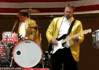 funny-gifs-drummer-cocaine