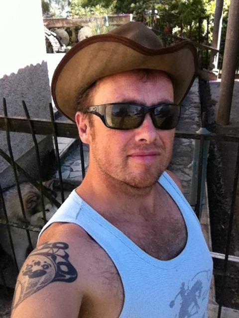 [Old%2520hat%255B5%255D.jpg]