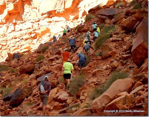 0918-0802-north-canyon-hikers