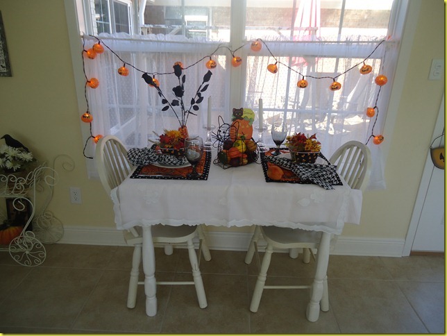 Sunroom Halloween 2011 004 Sunroom Halloween 2011 004