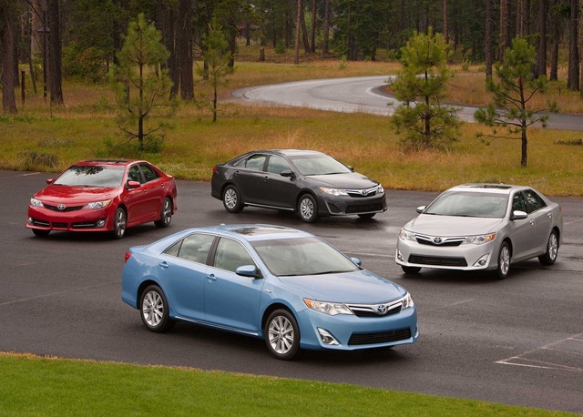 [Toyota-Camry_2012_1600x1200_wallpaper_0f%255B5%255D.jpg]