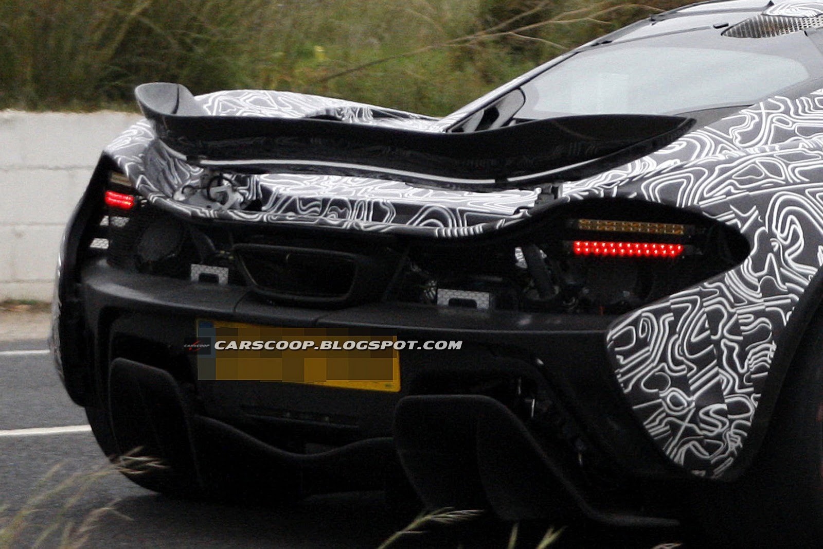 [McLaren-P1-8%255B3%255D.jpg]