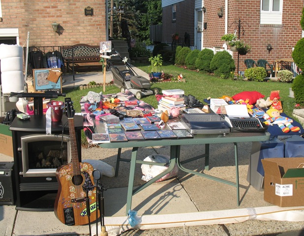 [Garage%2520Sale%2520Day%25201%255B2%255D.jpg]