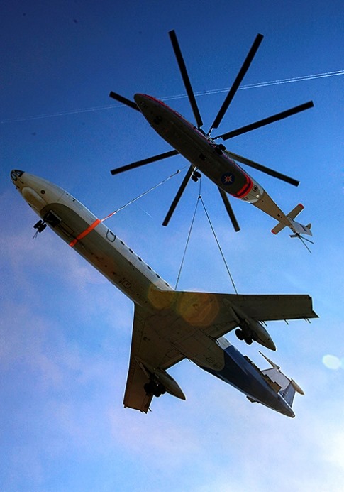[1352385652_mi-26-the-biggest-helicopter-14%255B4%255D.jpg]