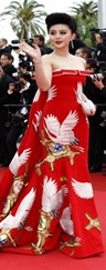 96904-chinese-actress-fan-bing-bing-arrives-on-the-red-carpet-for-the-openin