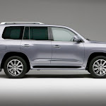2011 Lexus LX 570 006.jpg 2011 Lexus LX 570 006.jpg