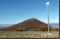 Cima de Gambella y vistas de la Peña de Itzaga Cima de Gambella y vistas de la Peña de Itzaga