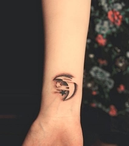 [awesome-tattoos-moon-069%255B3%255D.jpg]