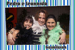 Fotos do evento Pedro e Leonardo - 10.12.11. Foto numero 05 da Social Click Fotografia Digital, do Rio de Janeiro, RJ, que faz fotos divertidas, fotos malucas, fotos com fantasias, fotos na hora, fotografia maluca, fotografia divertida com molduras personalizadas. fotos divertidas malucas foto maluca animadas animado rj rio de janeiro divertida fantasia animada com fotografos casamento fotógrafos para festas 15 anos