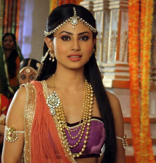 Mouni Roy tv serial actress - Bollywood New Star