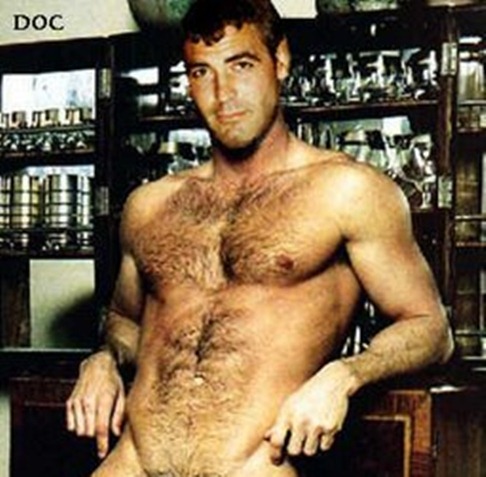 [George%2520Clooney%2520%25C3%25A9%2520ateu%2520%25283%2529%255B2%255D.jpg]