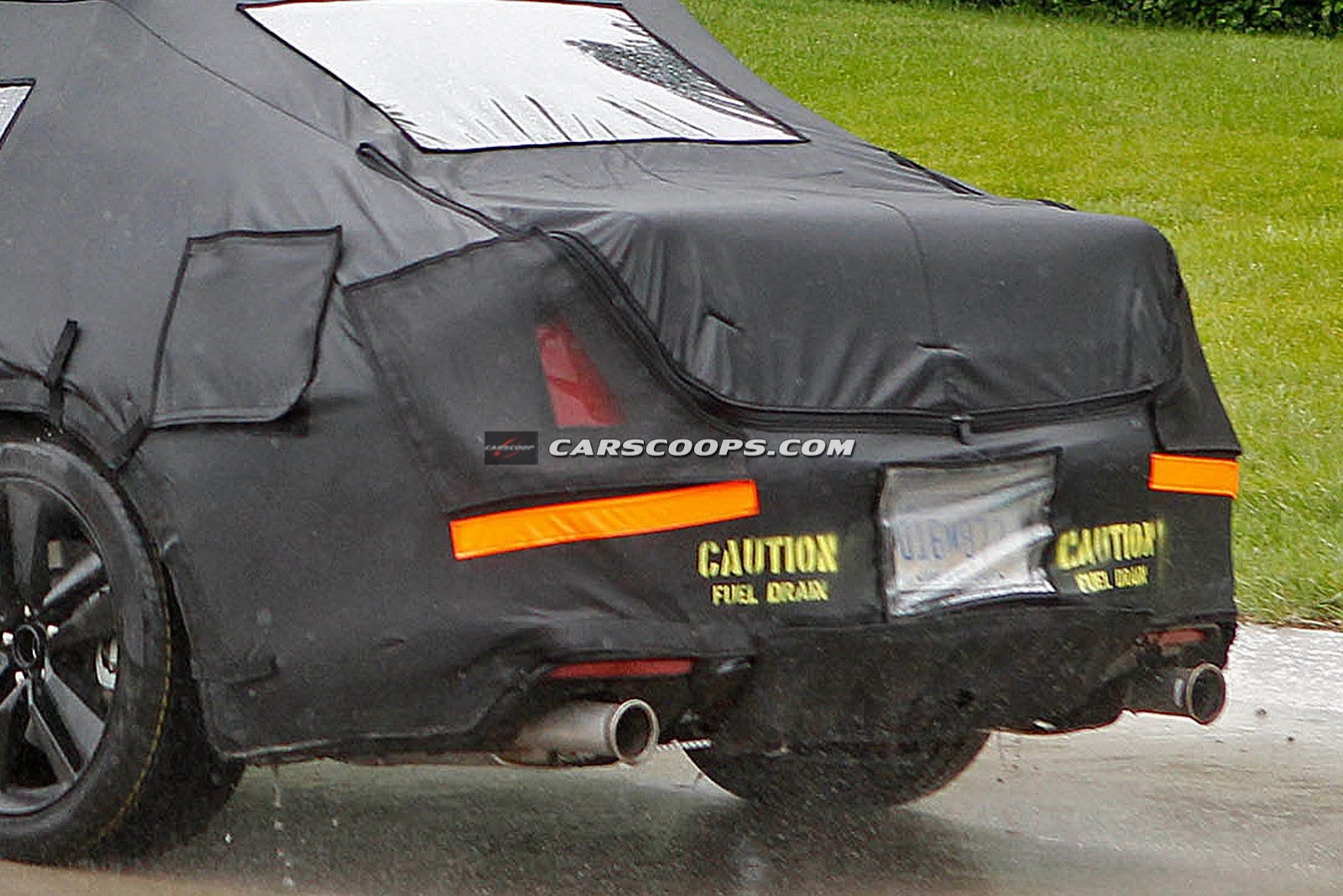 [2015-Ford-Mustang-Coupe-11Carscoops%255B3%255D.jpg]