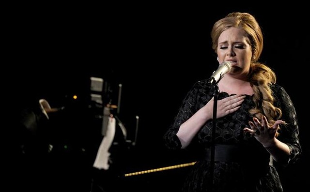 [ADELE%2520VMA%25202011%255B7%255D.jpg]