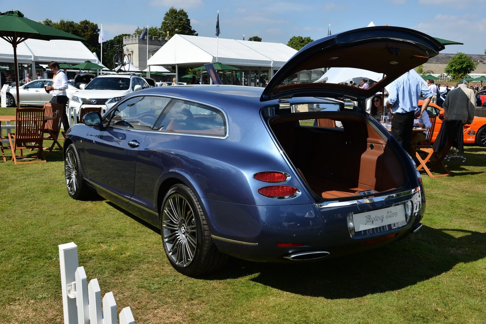 [Salon-Prive-2013-190%255B4%255D.jpg]