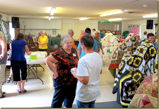 2013-03-05 - AZ, Yuma - Cactus Gardens Quilt and Art Show -071