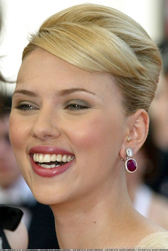 scarlett-johansson-linda-sensual-sexy-sexdutora-tits-boobs-boob-peitos-desbaratinando-sexta-proibida (488)