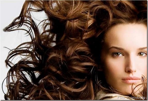 Dica pra cabelo Volumosos e com danos: Tratamento com Queratina Home Care.