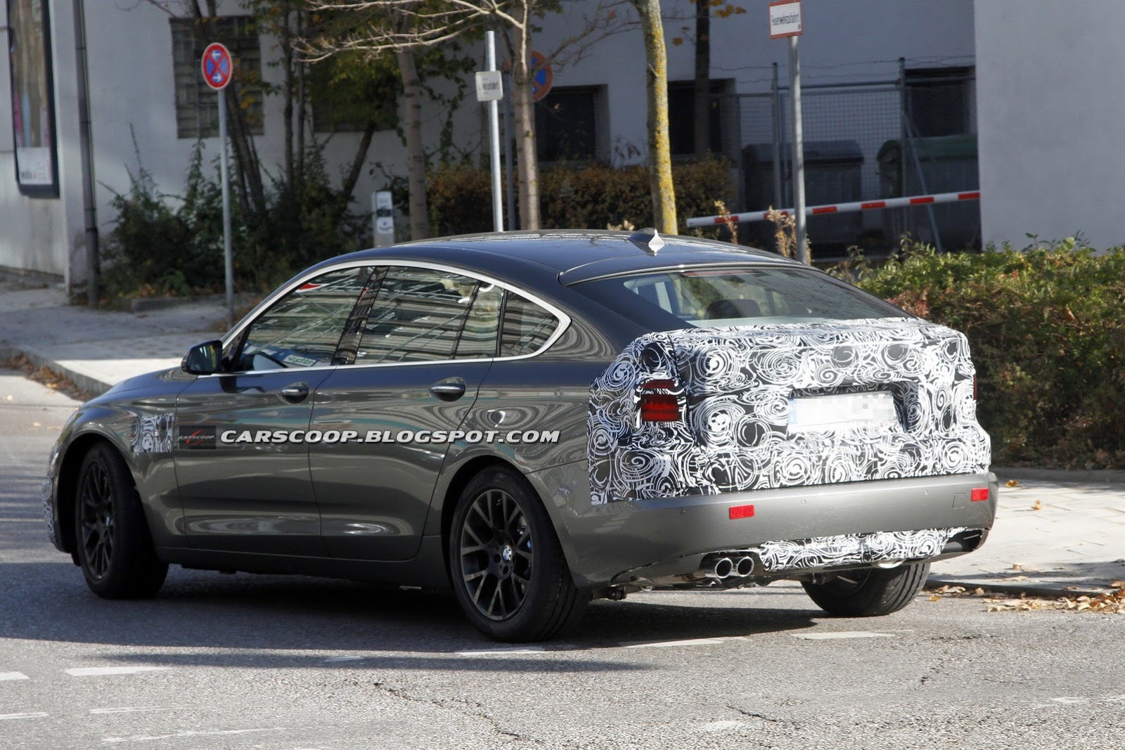[2014-BMW-5-Series-GT-FL-2%255B3%255D.jpg]