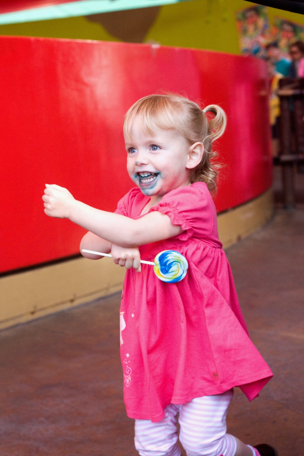 [Emma-lollypop-face-23.jpg]