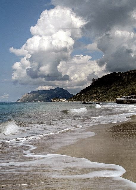 [Agios-Gordios-Beach---Corfu5.jpg]