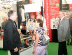 http://lh4.ggpht.com/-kQKkcTm3eLc/TJna4e5lPLI/AAAAAAAACko/O6_VBB1qFu8/s576/unielektro-elektrogrosshandel-elektrofachgrosshandel-service-fachmesse-131.jpg 