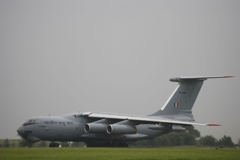 Indian-Air-Force-IAF-Il-78-Midas-Tanker-02-R