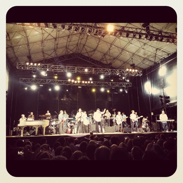 Beach Boys Poble Espanyol 2012.JPG