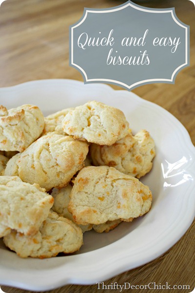 easy cheddar biscuits 