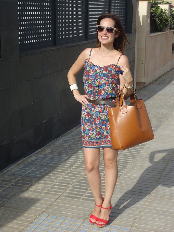 [vestido_floral_1%255B5%255D.jpg]