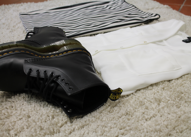 DR. MARTENS, blousa and skirt H&M DR. MARTENS, blousa and skirt H&M