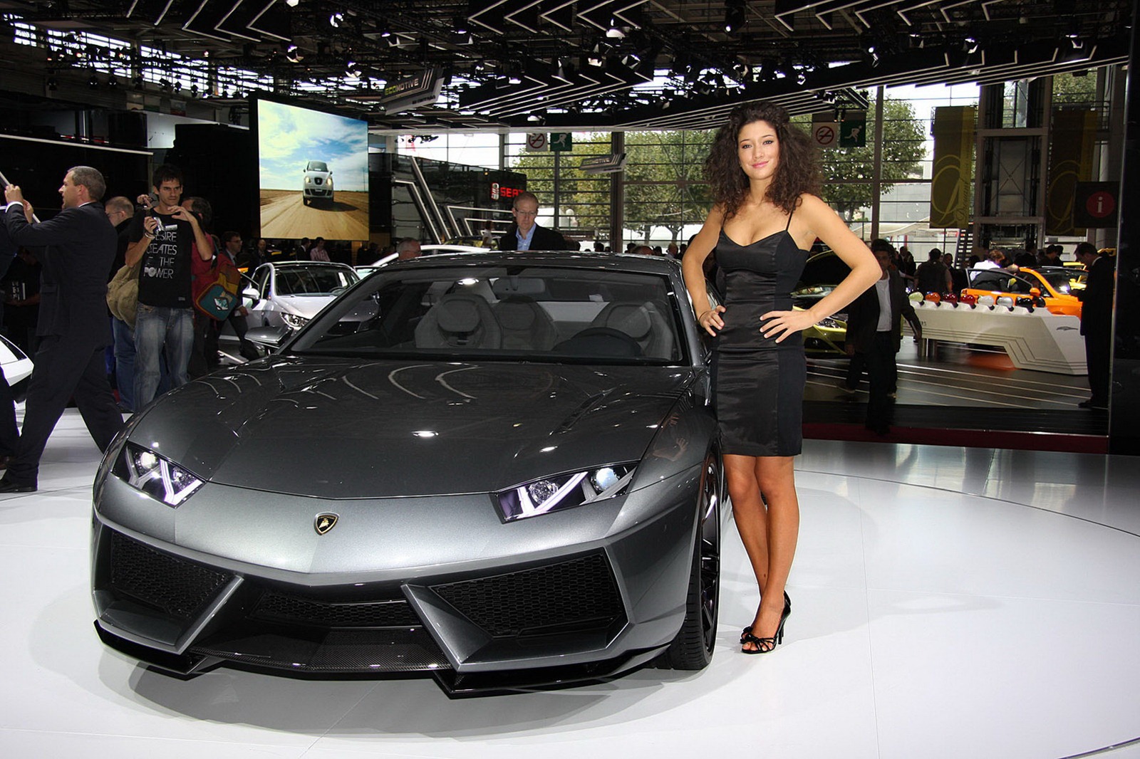 [Lamborghini-Estoque-7%255B2%255D.jpg]
