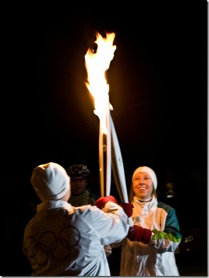 2009-11-23-IMG_8575-Olympic_Flame_Passes