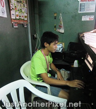 My computer shop assistant Noy - JustAnotherPixel.net