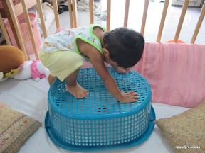 พู่กัน ณ วันท้องเสีย