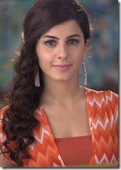 actress_isha_talwar_latest_beautiful_still