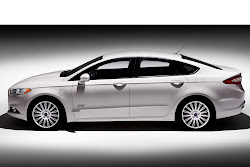 Ford-Fusion-Energi-07%25255B2%25255D.jpg