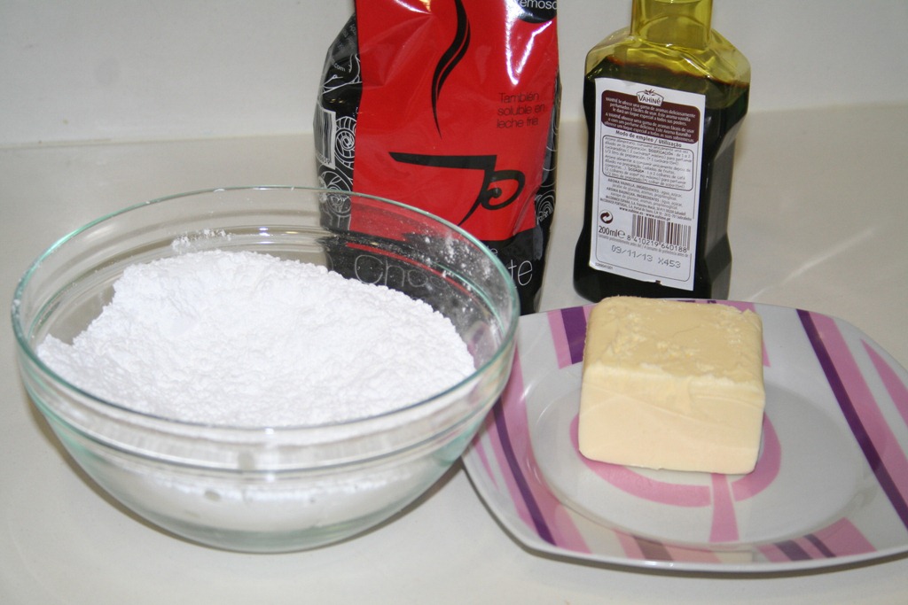 [CUPCAAKES2-0524.jpg]