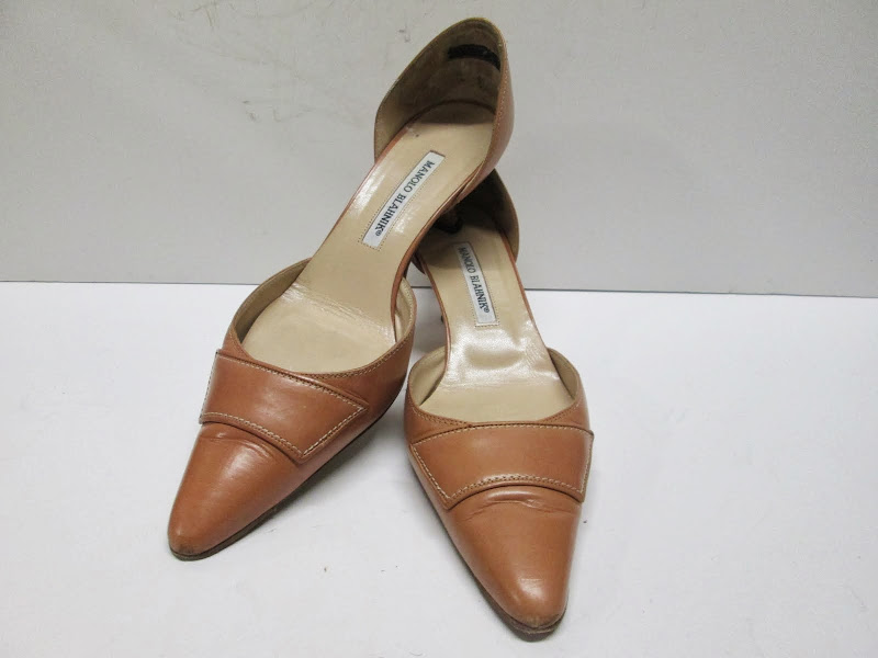 Manolo Blahnik Salmon Heels