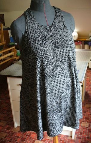 [SleevelessTunic%255B3%255D.jpg]