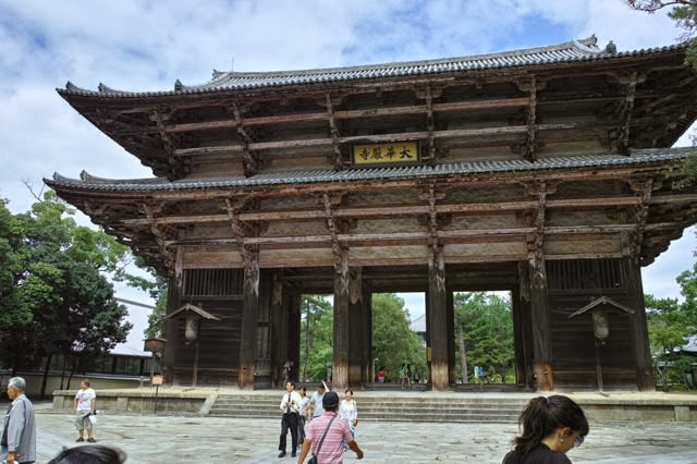 東大寺南大門