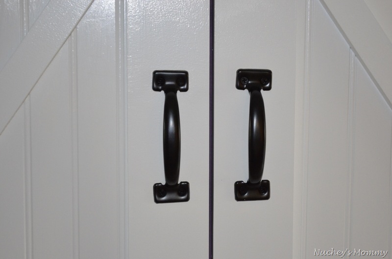 [0661%255B1%255D.jpg&description=Barn Door Cabinet')]