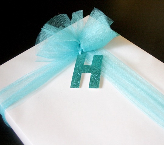 [cheap%2520and%2520easy%2520gift%2520wrapping%2520ideas%255B5%255D.jpg]