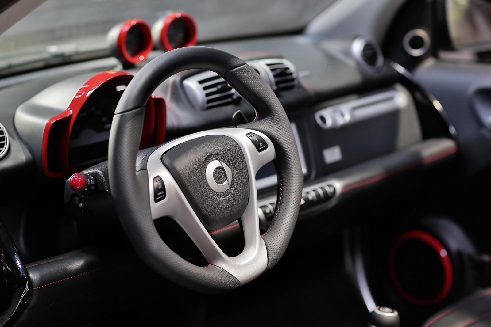 [Smart-Brabus-ForTwo-10th%253D7%255B5%255D.jpg]