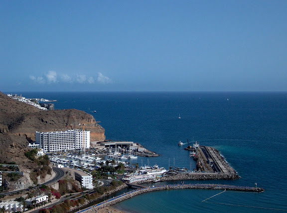 Panoramic view over Puerto Rico harbor