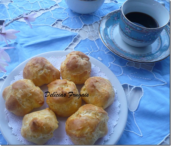 Broinha de Gruyêre Broinha de Gruyêre - Delícias Frugais