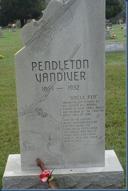 The tombstone of Uncle Pendiver, placed in latter years by Bill Monroe at the Rosine, Kentucky Cemetery.