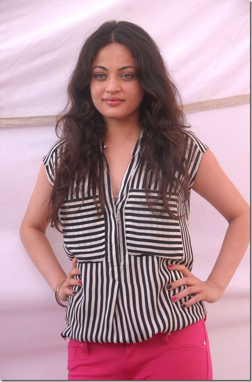 Sneha Ullal latest photos at Antha Nee Mayalone movie opening event photos